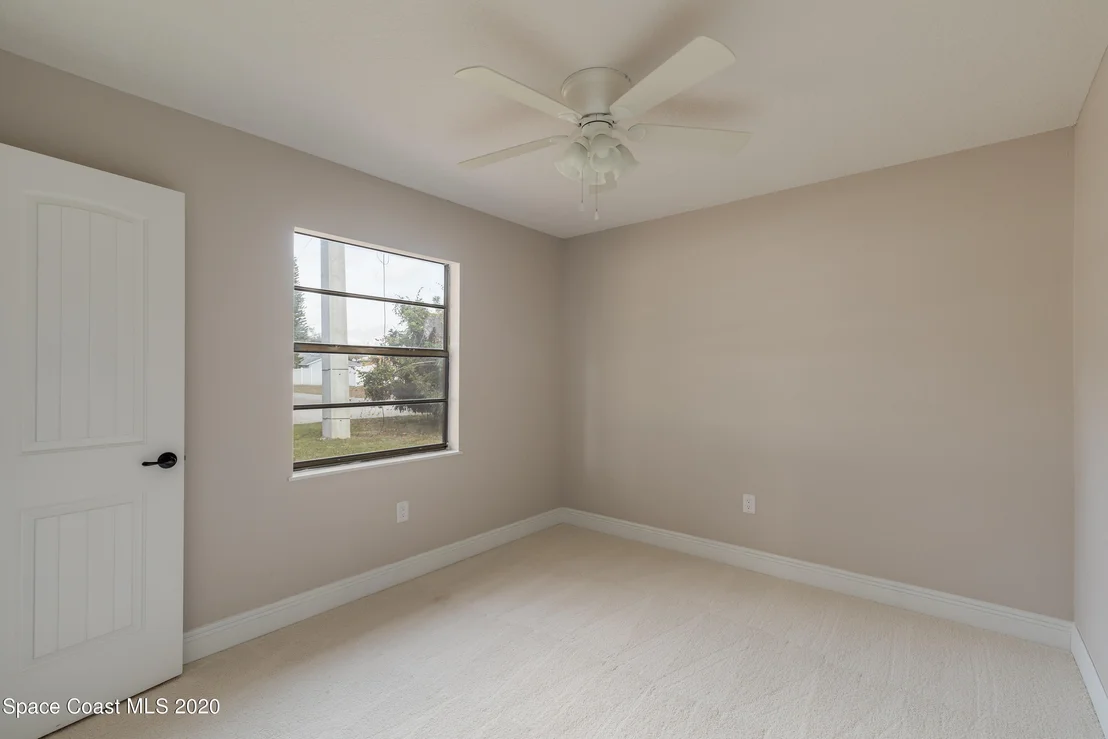 Photo of 6387 Hudson Road