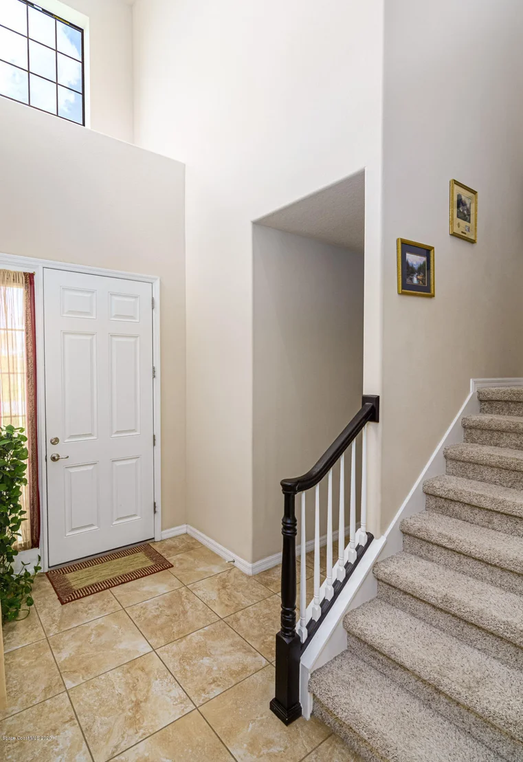 Photo of 2890 Casterton Drive