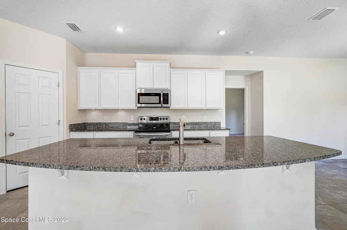 Photo of 636 Stonebriar Drive