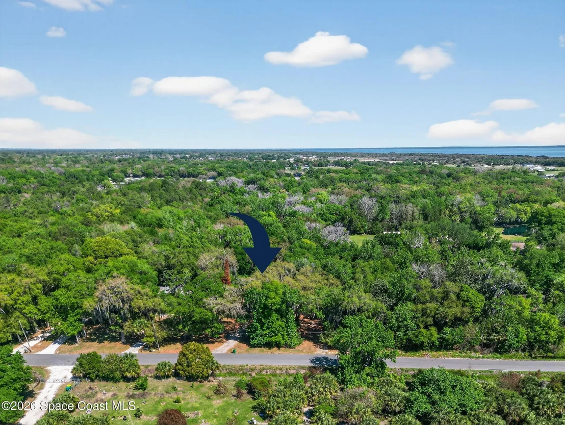 Photo of 3380 Lionel Road