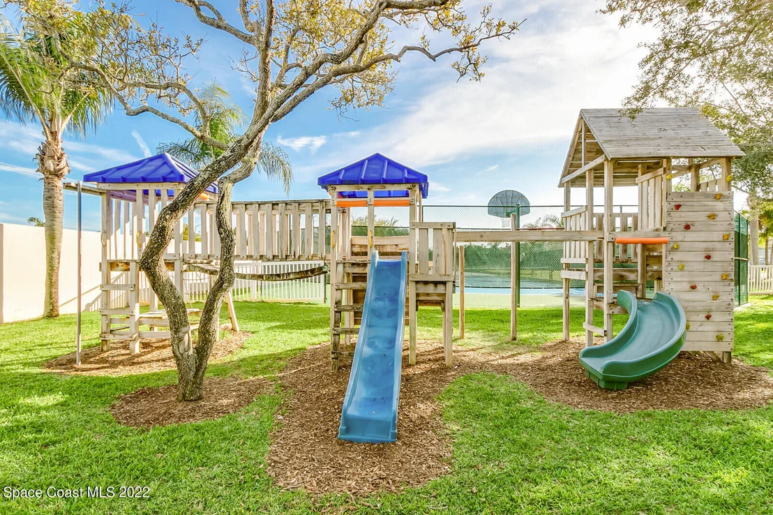 Photo of 218 Waterside Drive