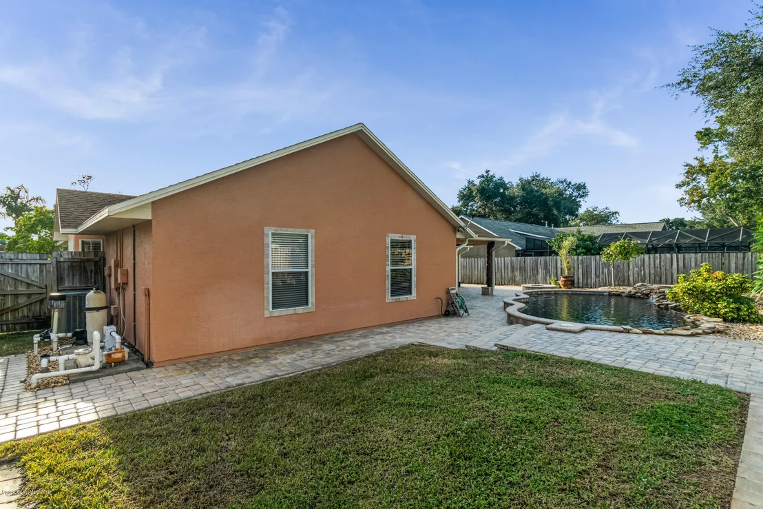 Photo of 3340 Lake View Circle