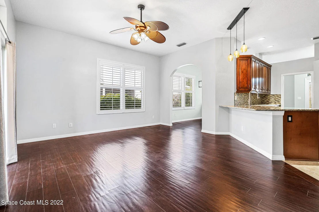 Photo of 7031 Hammock Trace Drive