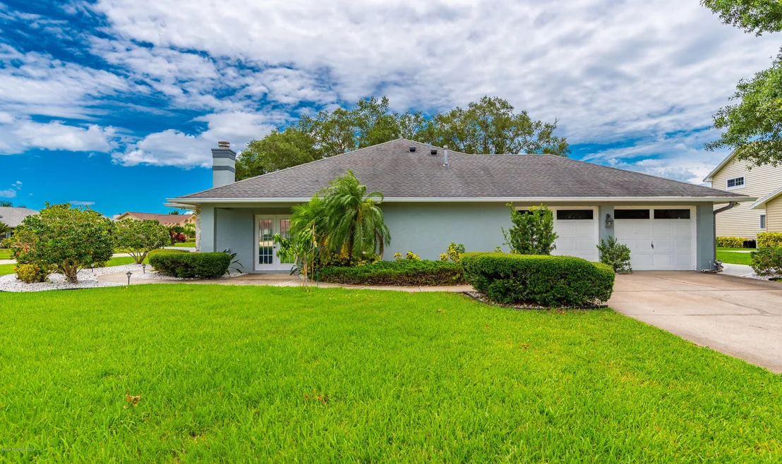 Photo of 548 Crystal Lake Drive