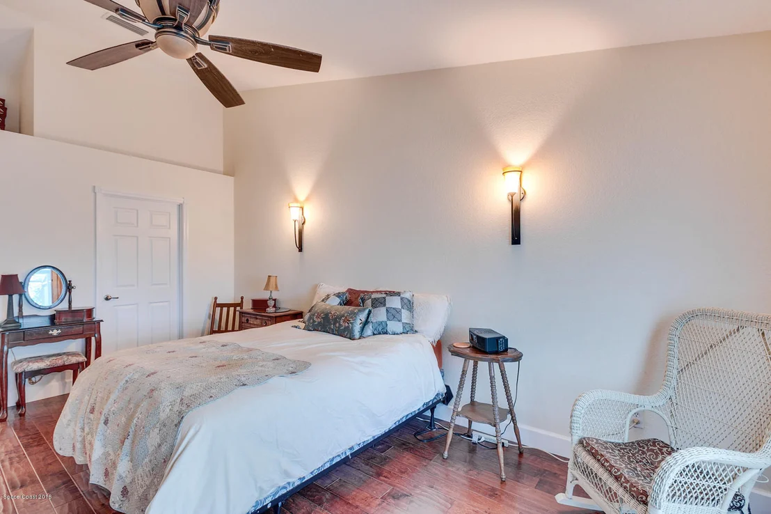 Photo of 625 Sandpiper Circle