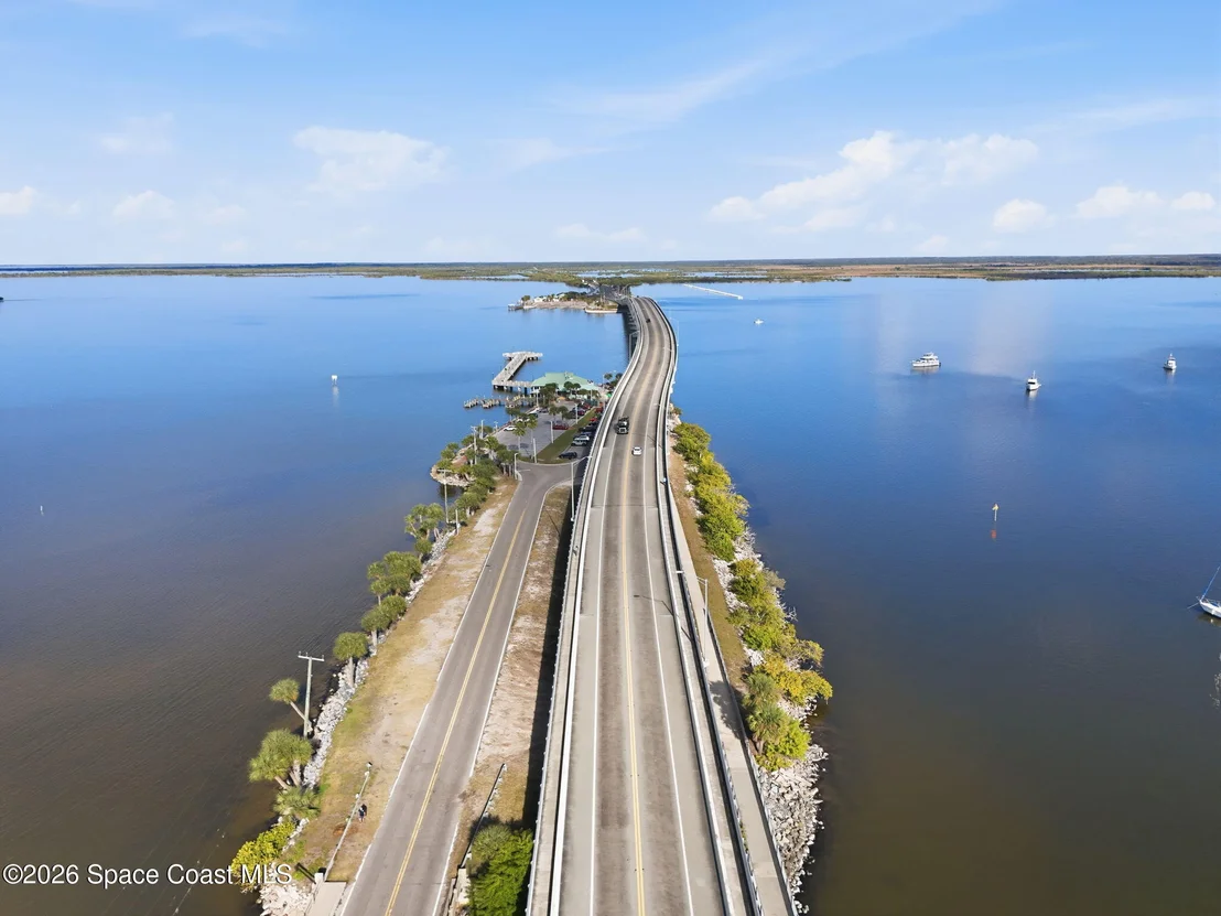 Photo of 1225 War Eagle Boulevard