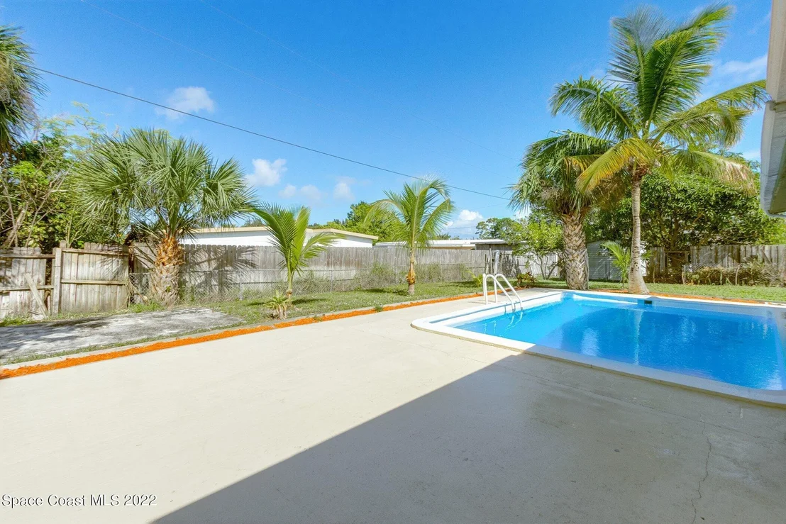 Photo of 3065 Dairy Terrace NE