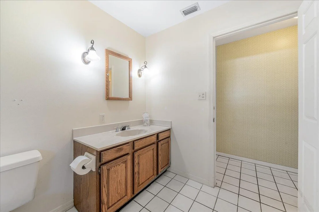 Photo of 1748 Bay Shore Drive