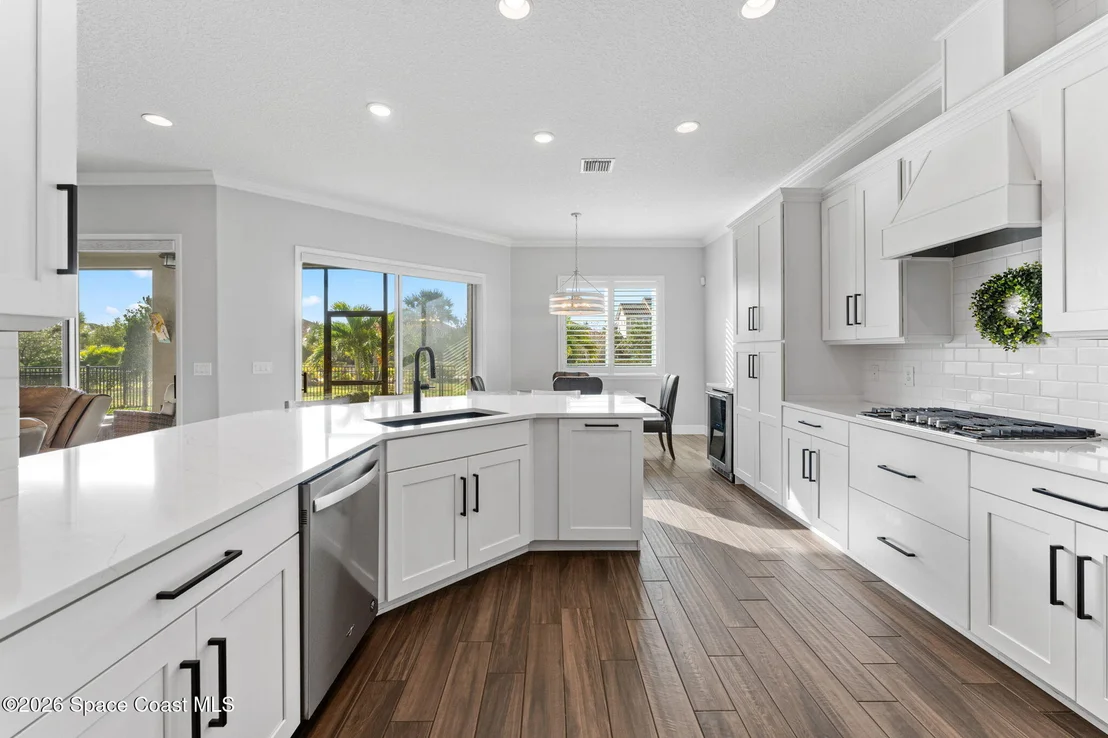 Photo of 7680 Kerrington Drive