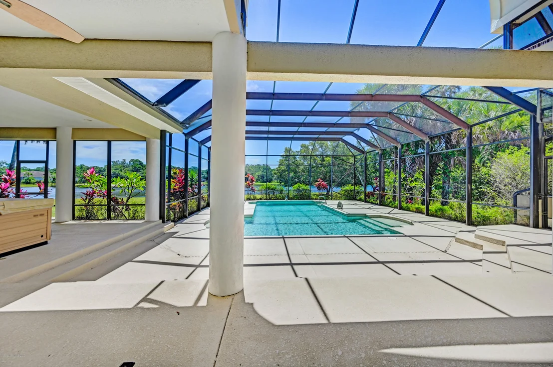 Photo of 5640 Willoughby Drive