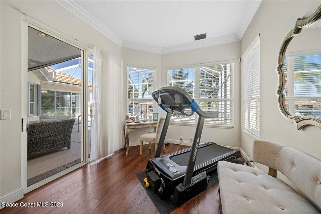 Photo of 208 Lanternback Island Drive
