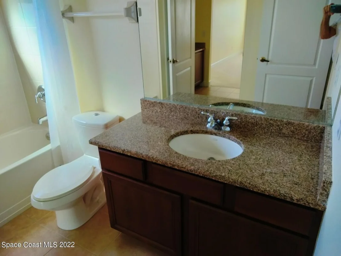 Photo of 1242 United Drive