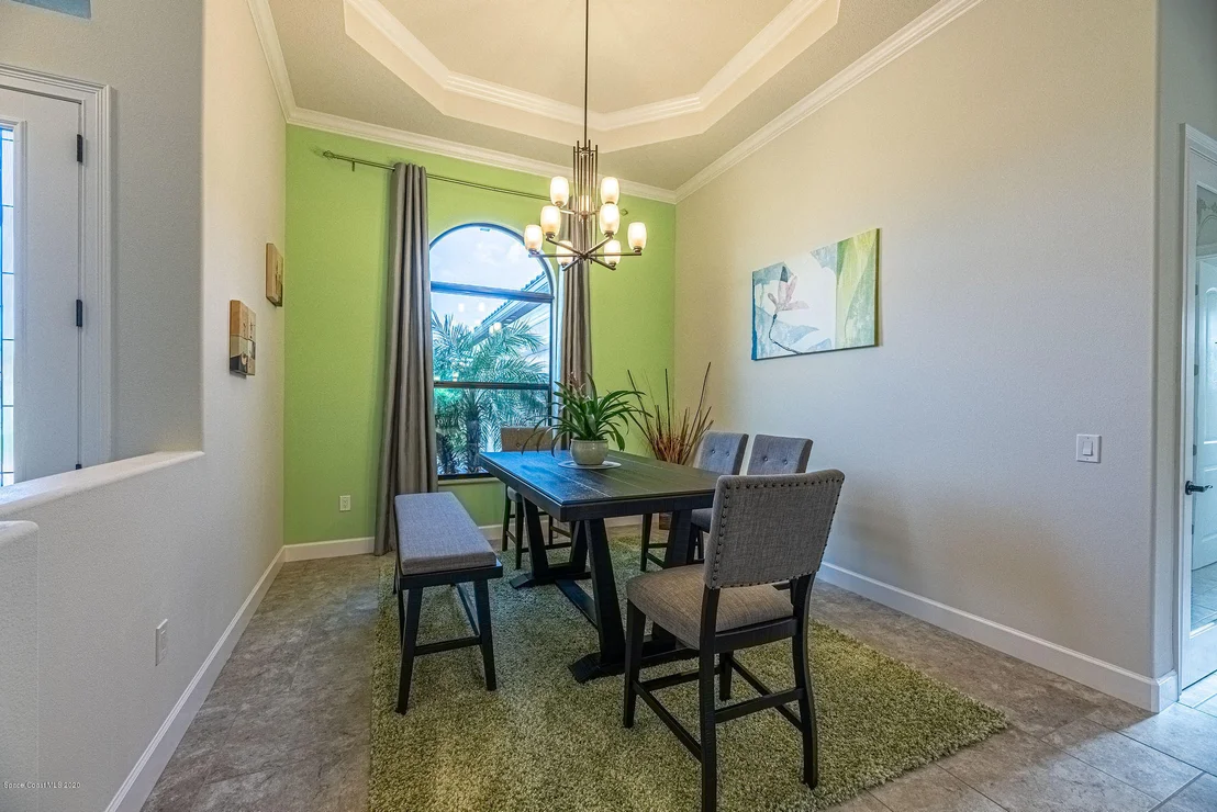 Photo of 824 Lorenza Place