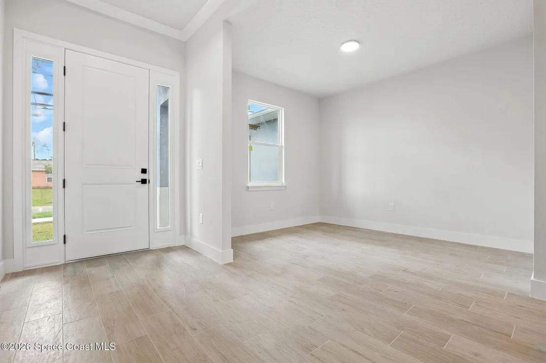 Photo of 811 Saint Andre Boulevard
