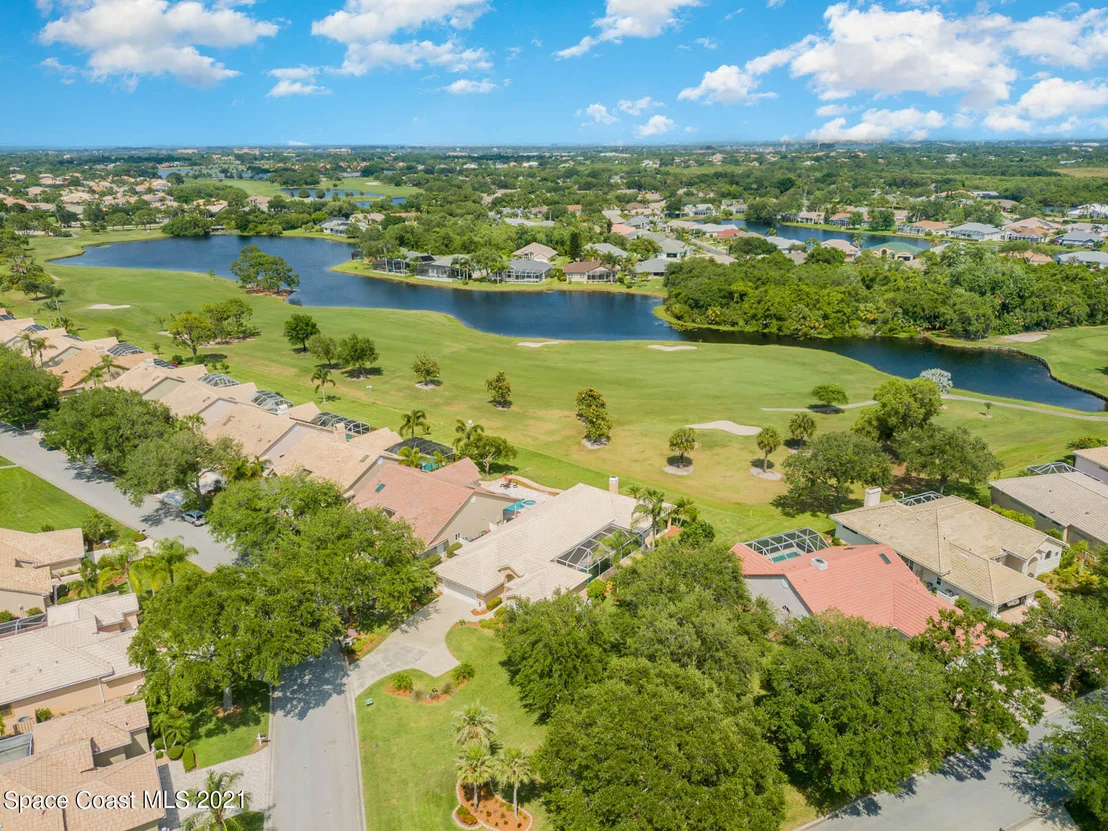Photo of 920 Palm Brook Drive