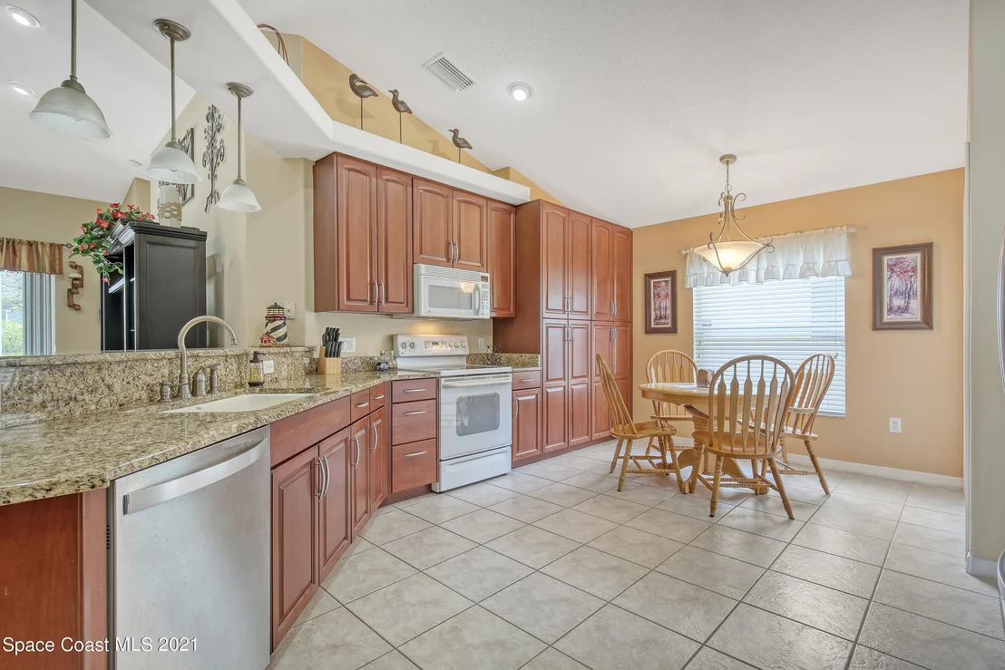 Photo of 6915 Renshaw Drive