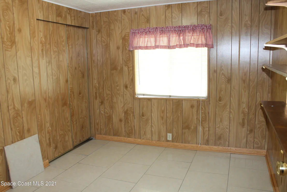 Photo of 2333 Parrish Road