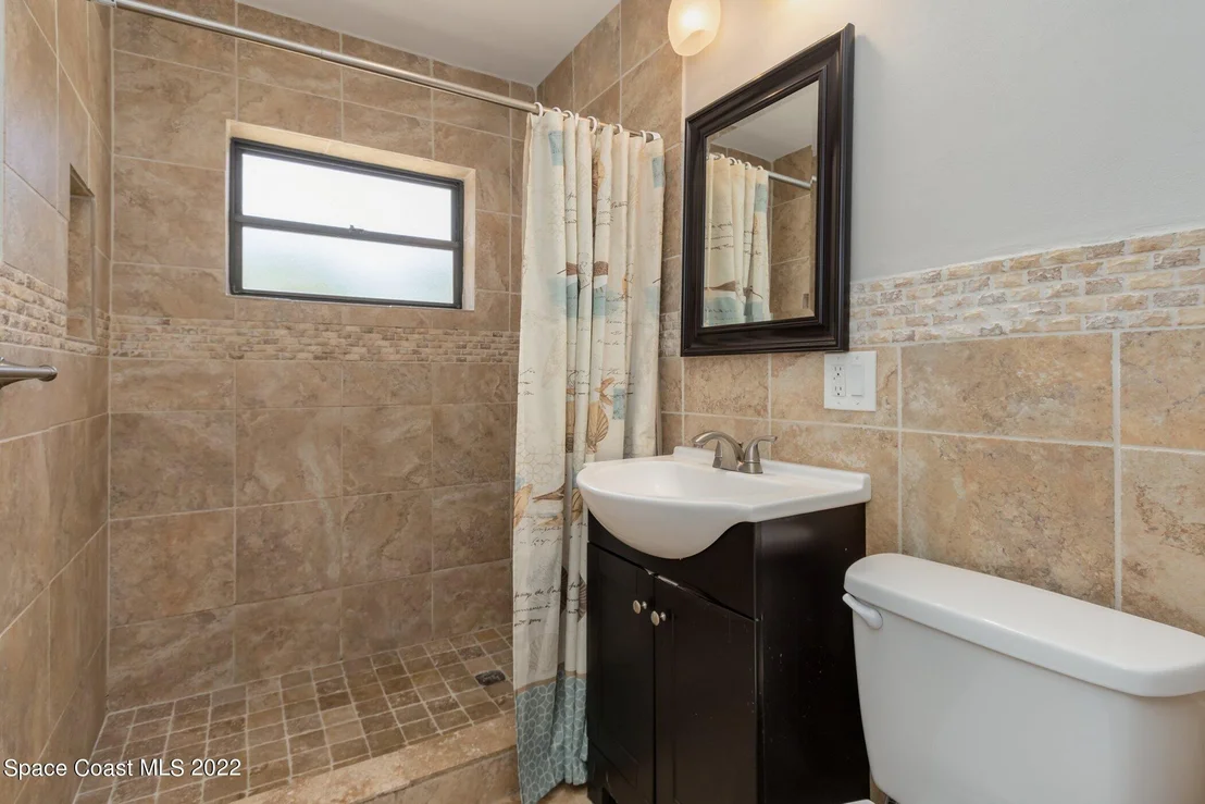 Photo of 184 Ocean Boulevard