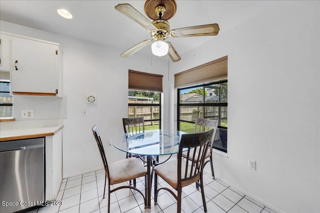 Photo of 1537 Clover Circle
