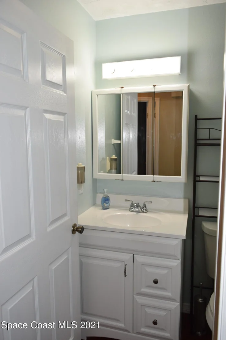 Photo of 1111 Grapefruit Road SE