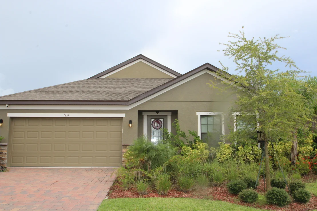 Photo of 1216 Dillard Drive SE