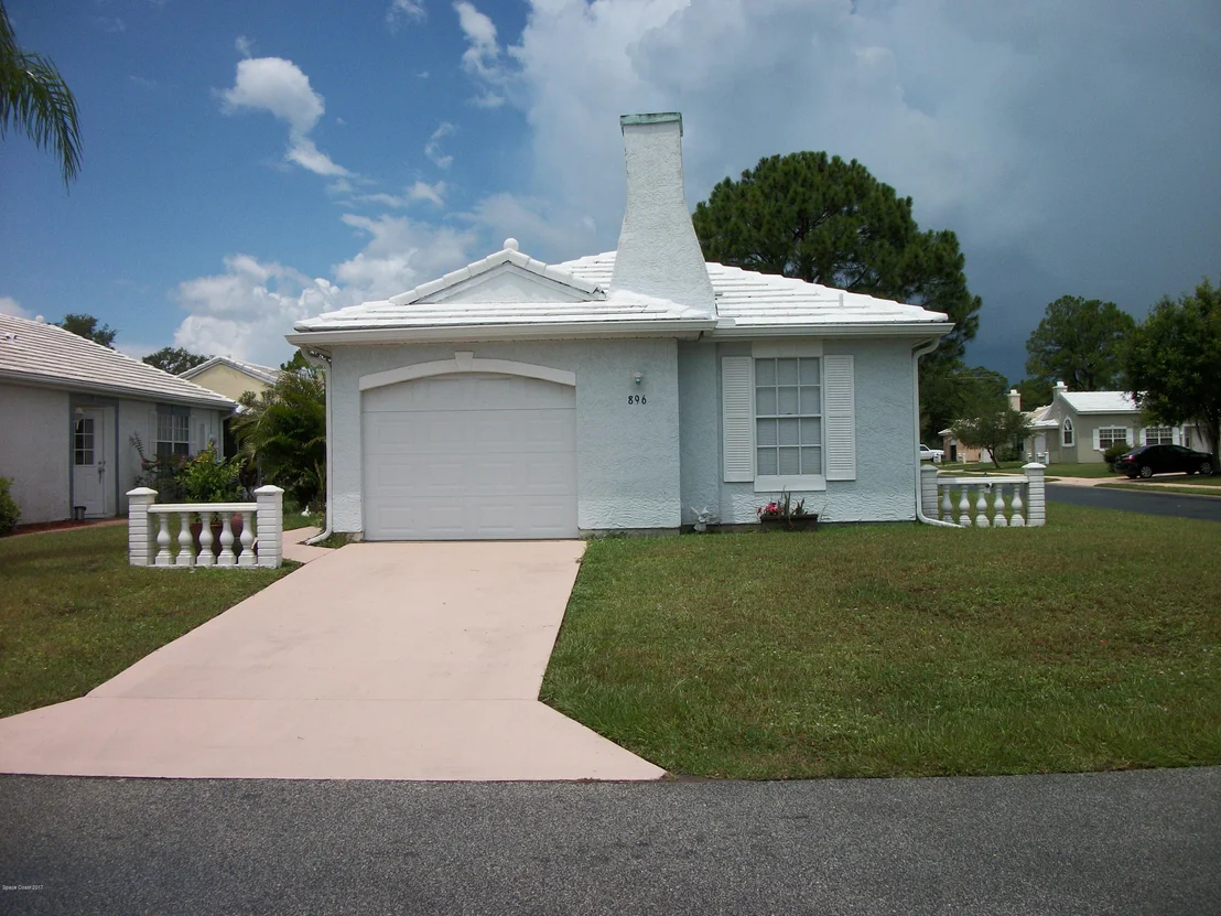 Photo of 896 Dewberry Terrace NE