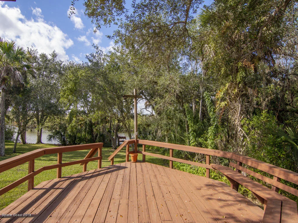 Photo of 11625 Roseland Road