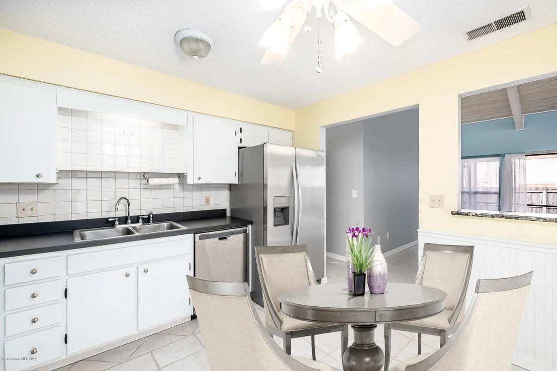 Photo of 142 Woodside Drive