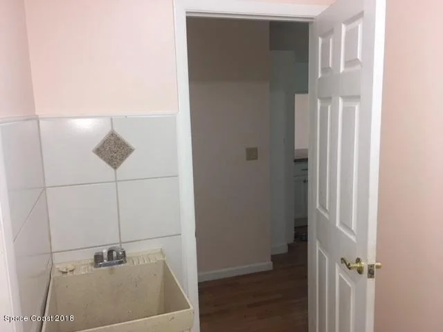 Photo of 280 Allan Lane