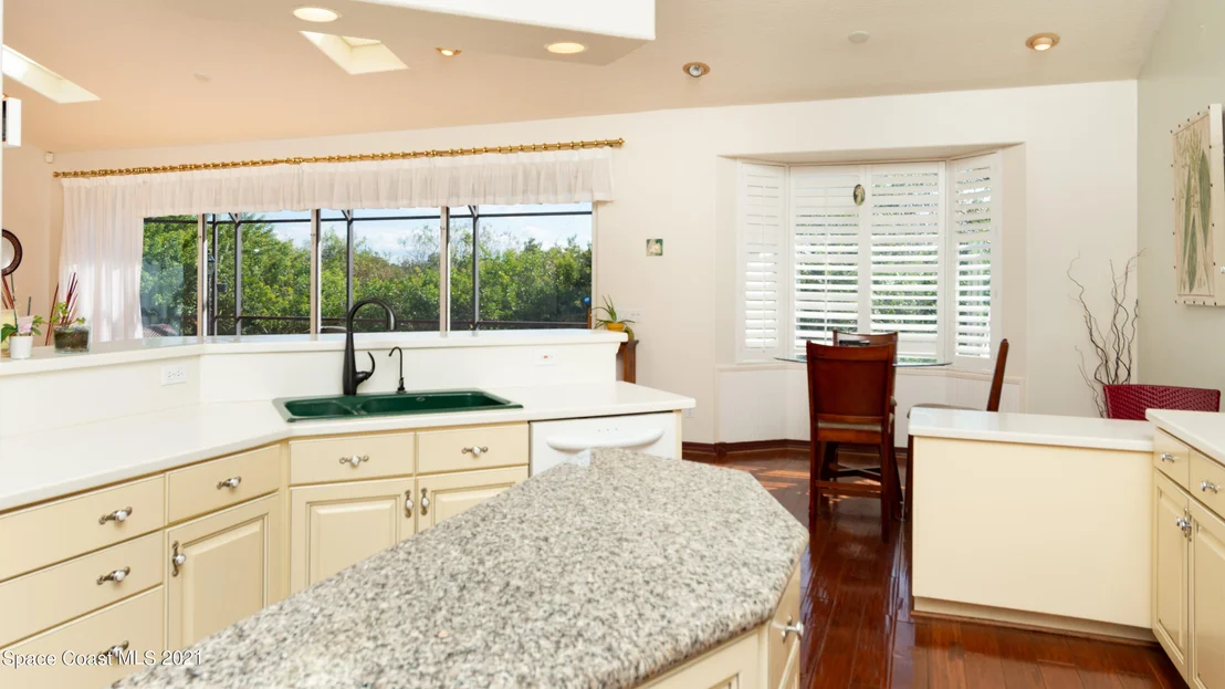 Photo of 960 Wildwood Drive