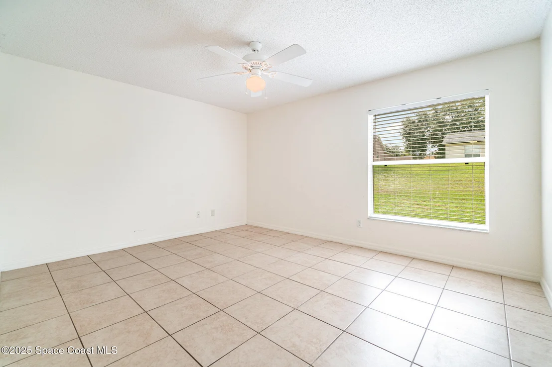 Photo of 11833 Foxglove Drive