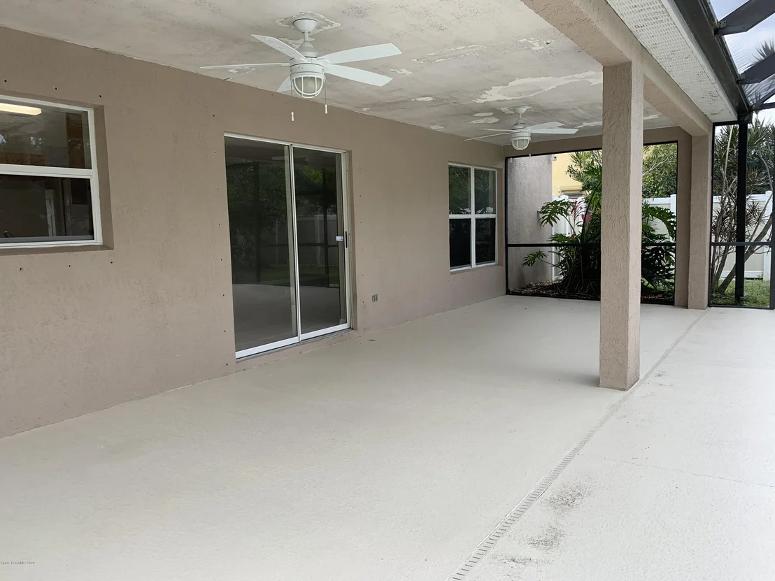 Photo of 575 Balcom SE