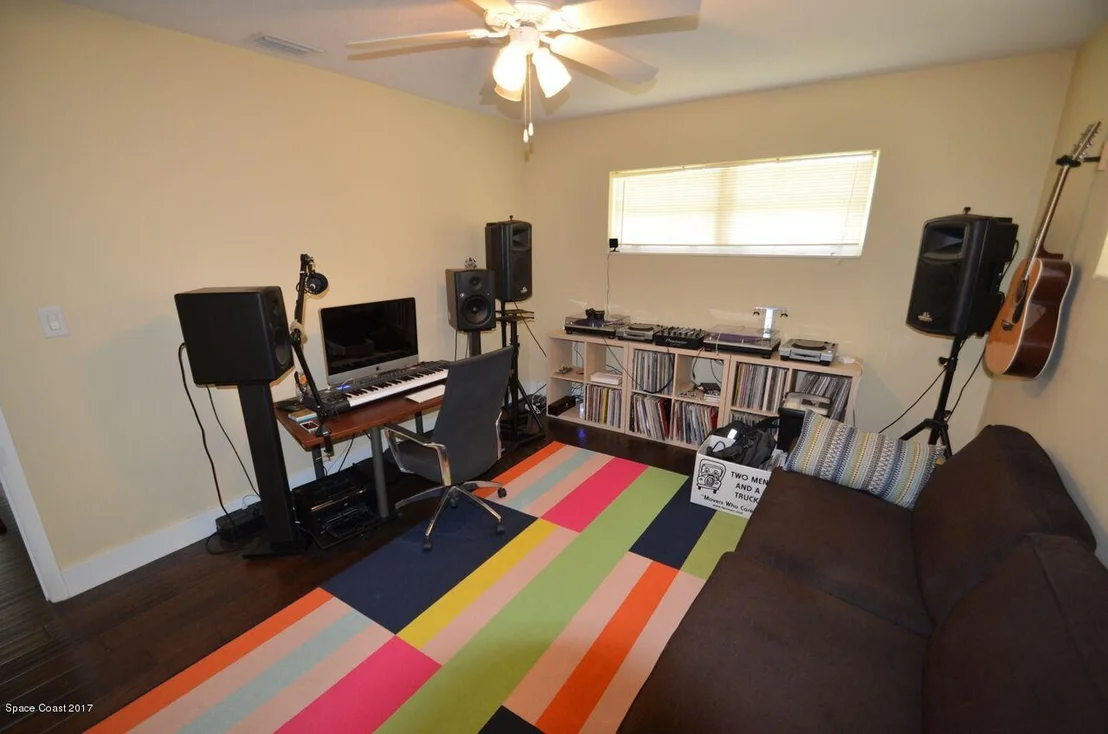 Photo of 1138 Pinetree Drive
