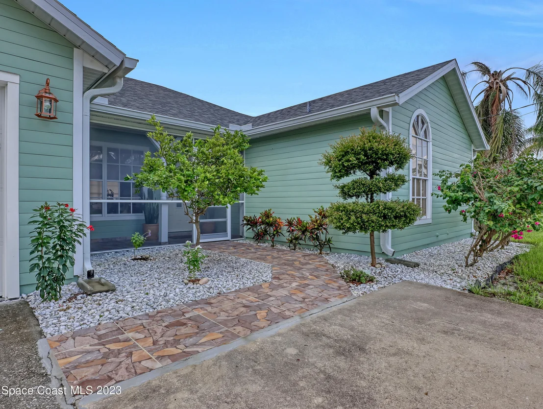 Photo of 6385 Grissom Parkway