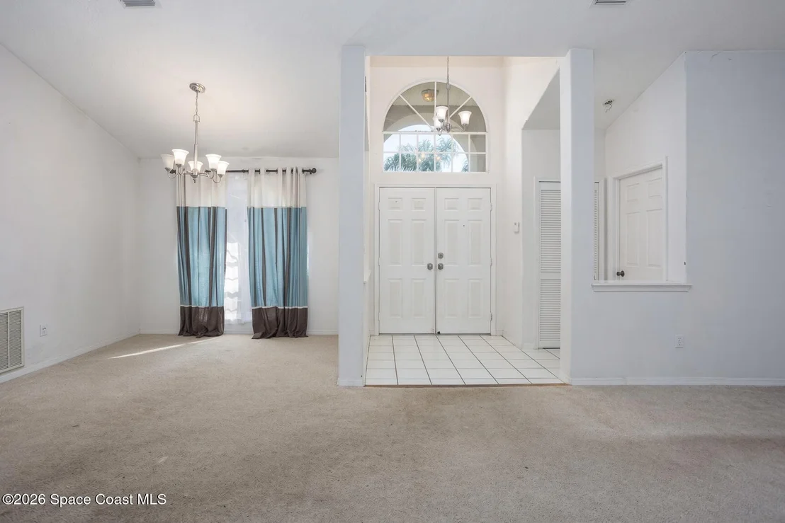 Photo of 452 Kimberly Drive
