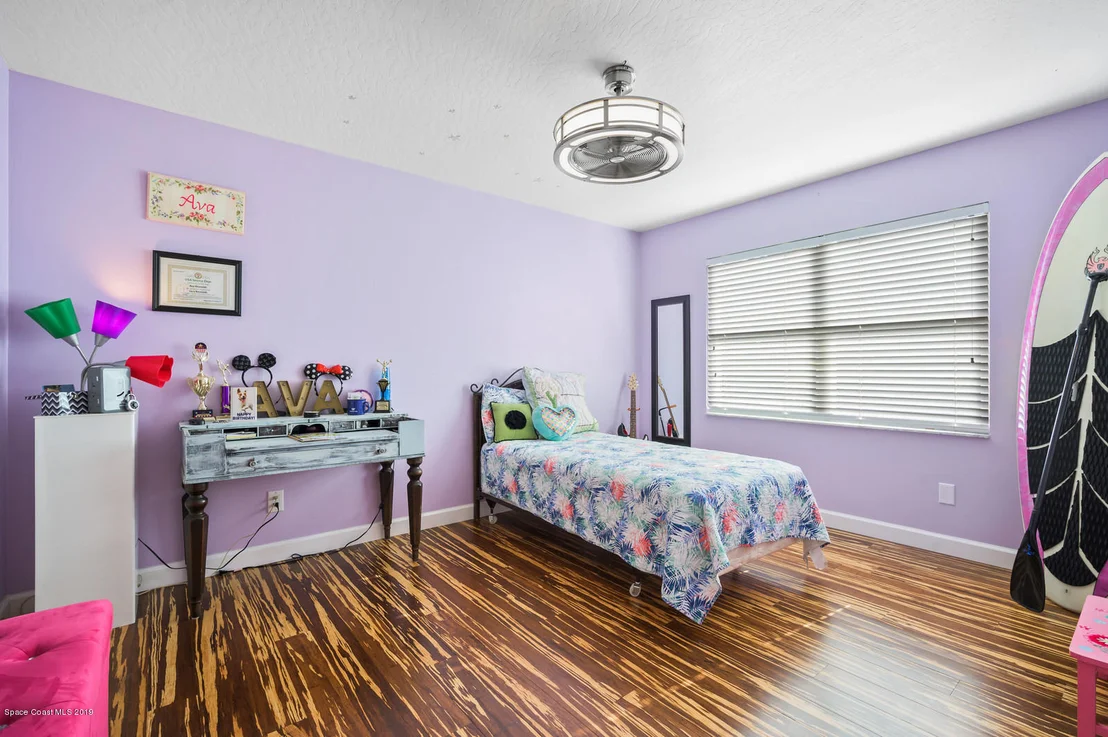 Photo of 393 Peregrine Drive