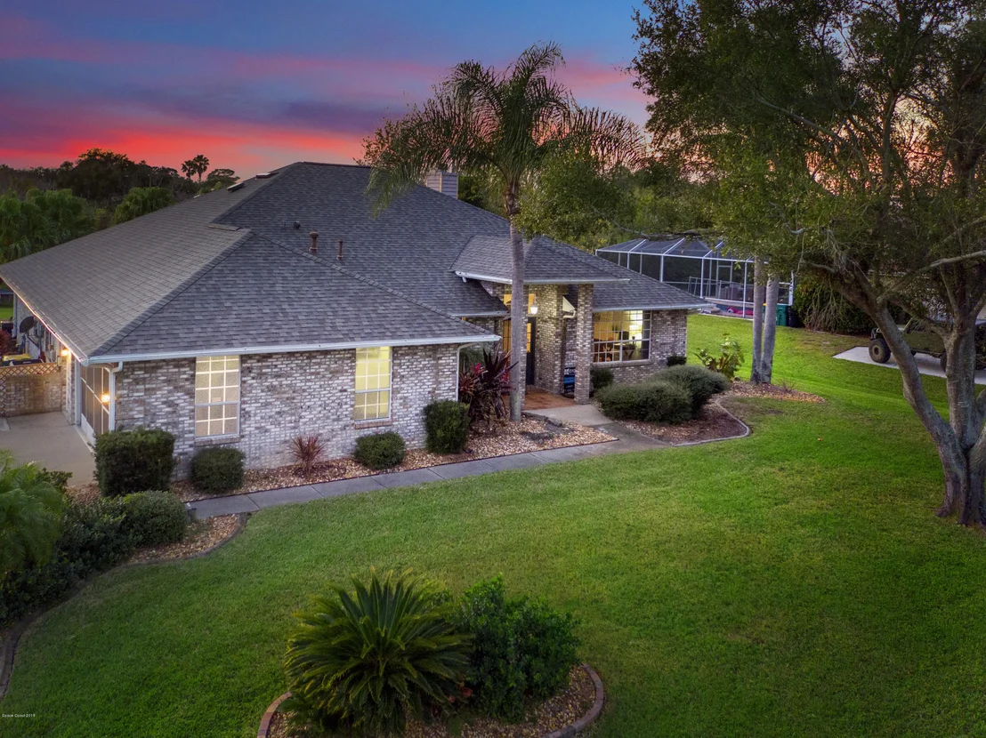 Photo of 4470 Canard Road