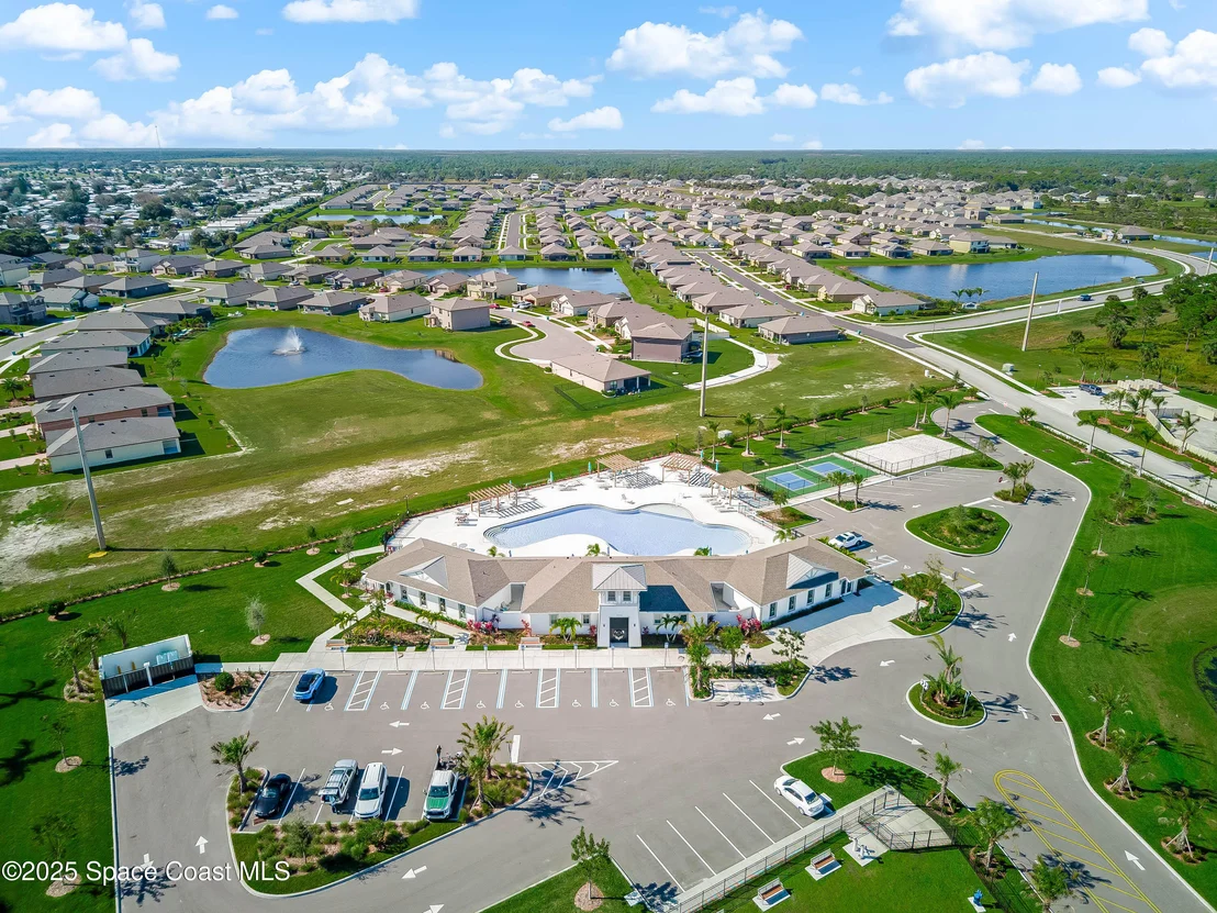 Photo of 7075 Serpentine Court