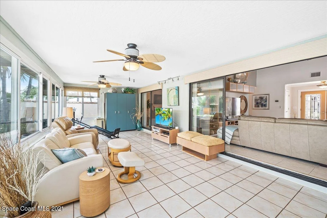 Photo of 545 Solitaire Palm Drive