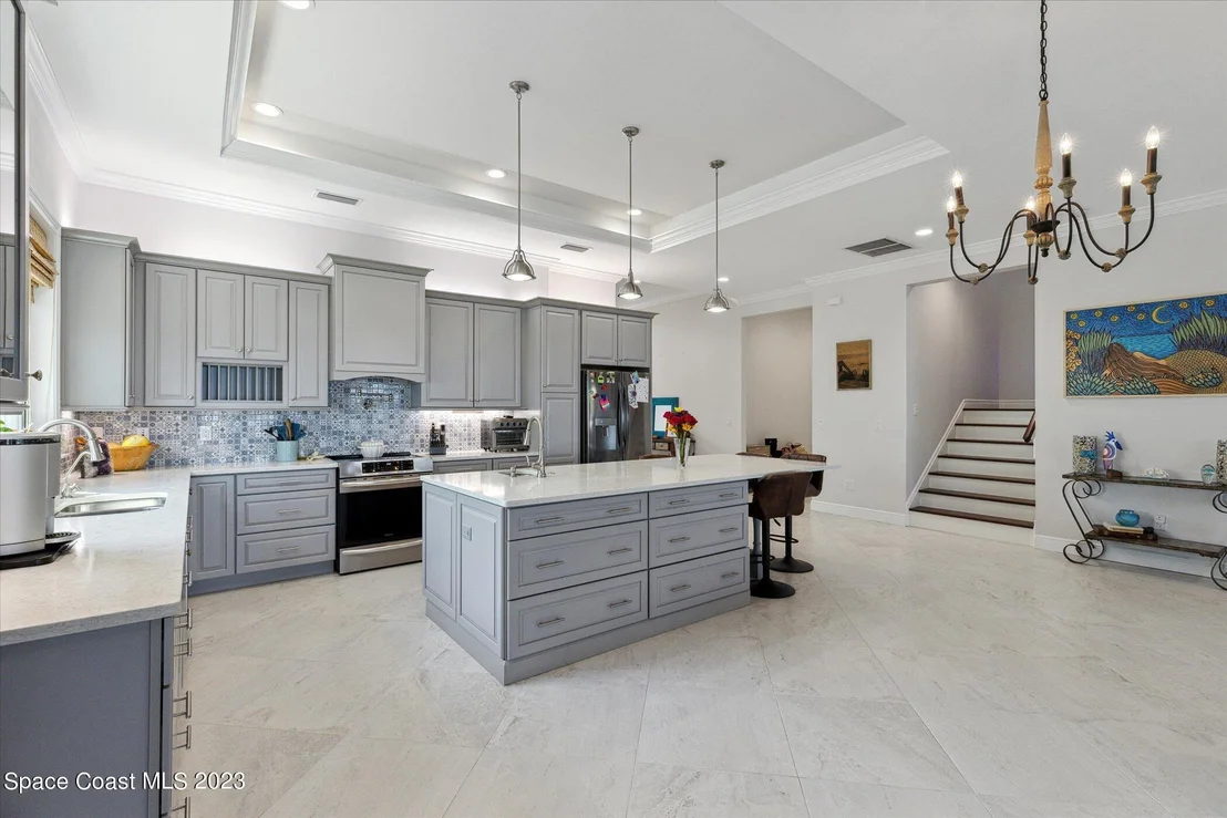 Photo of 3835 Riverside Drive