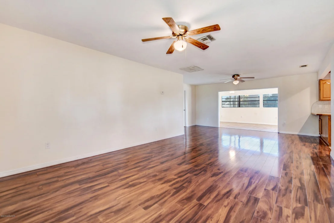 Photo of 1550 Creel Road NE