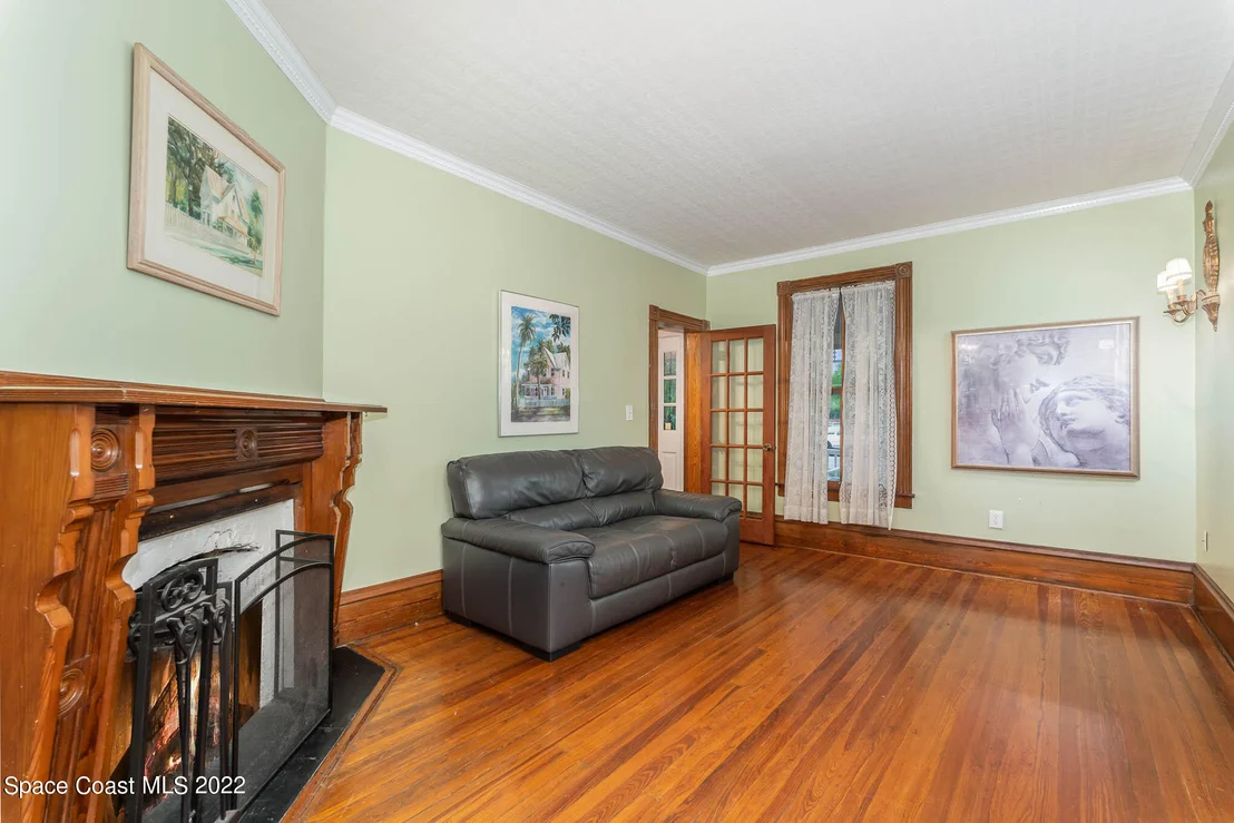 Photo of 1695 Highland Avenue