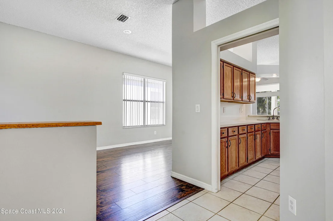 Photo of 7016 Hammock Trace Drive