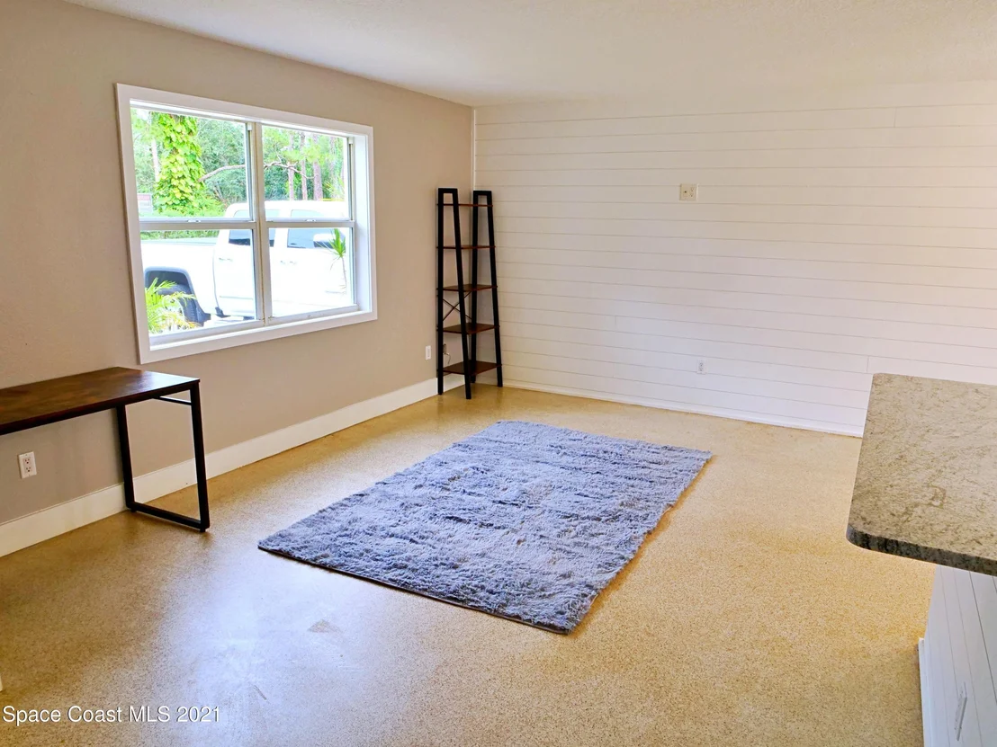 Photo of 175 Katherine Boulevard