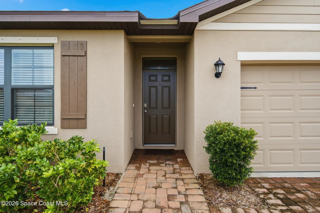 Photo of 6784 Topaz Drive