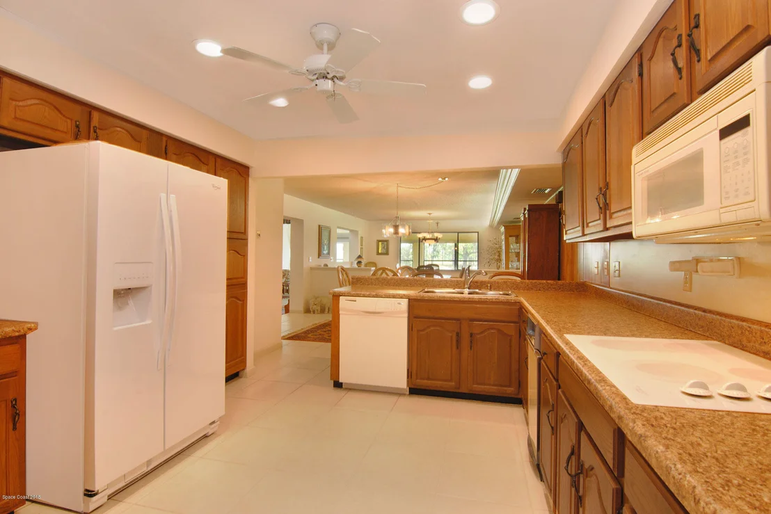 Photo of 965 Long Meadow Lane
