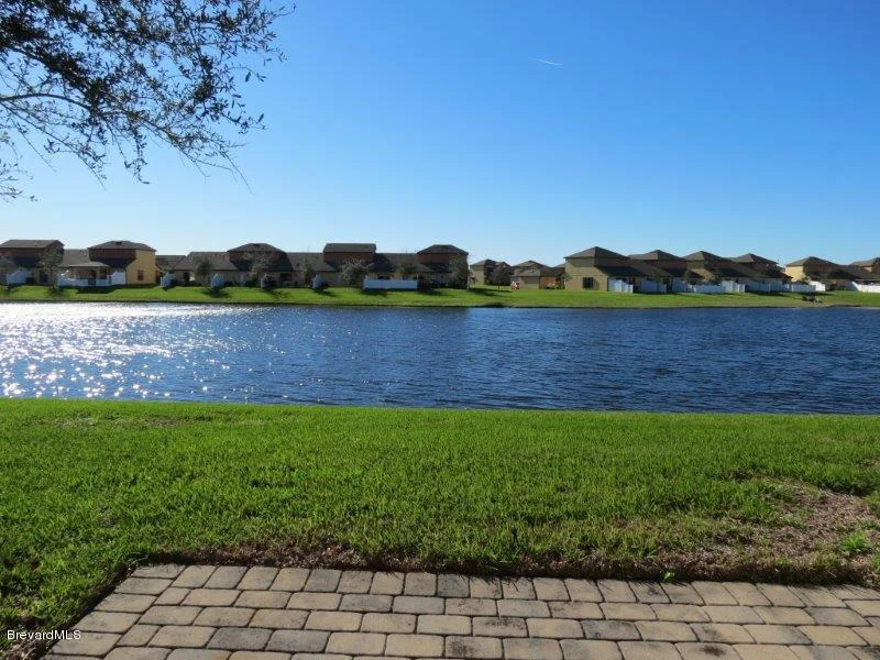 Photo of Unit 103 at 855 Luminary Circle