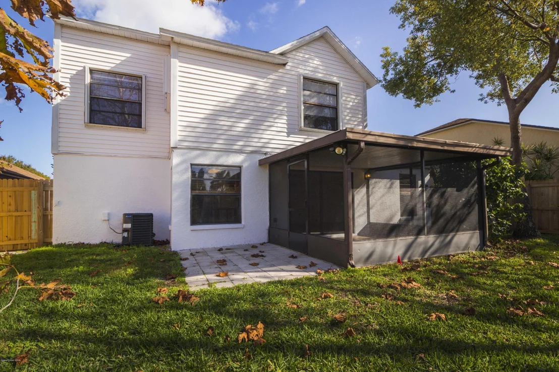 Photo of 1568 Clover Circle