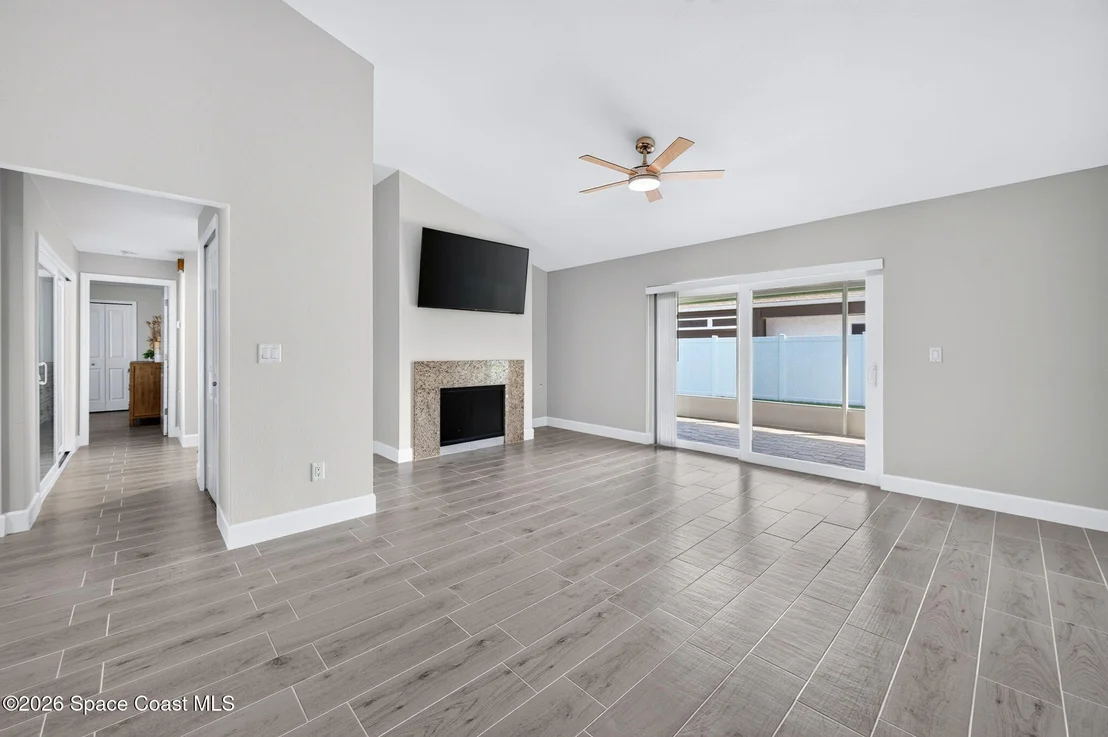 Photo of 414 Myrtlewood Road