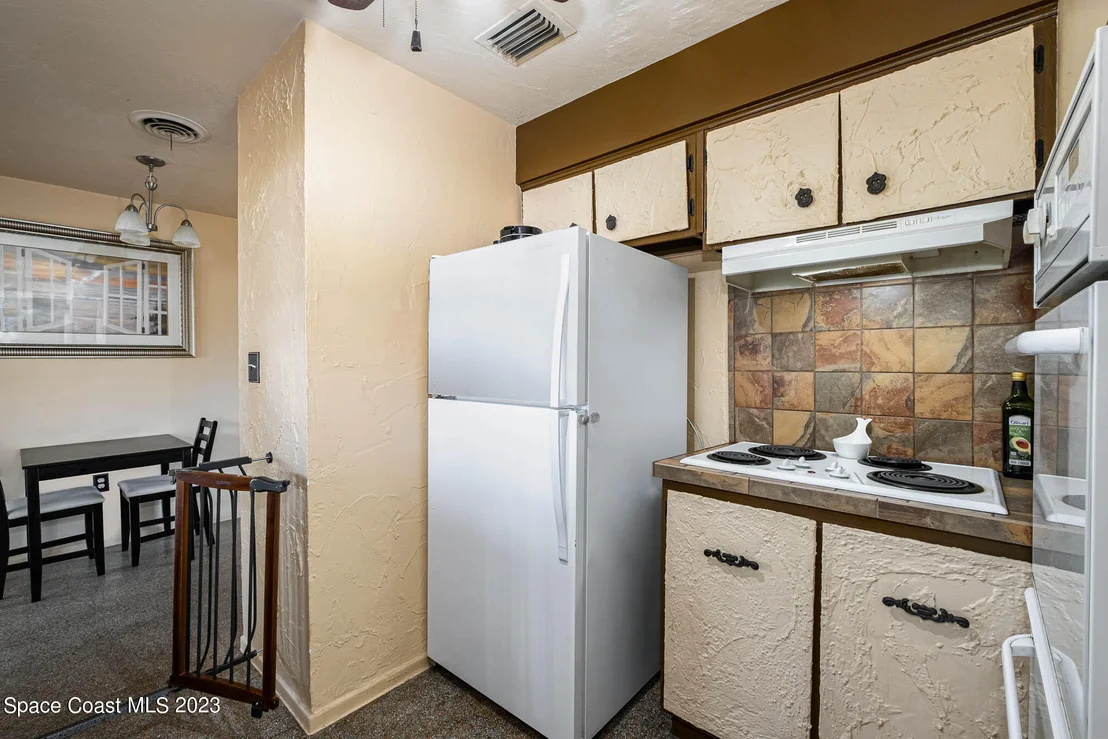 Photo of 2710 Locksley Road